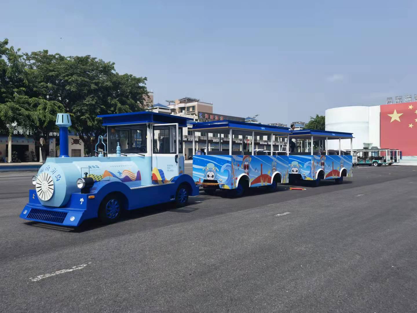  電動(dòng)小火車(chē)